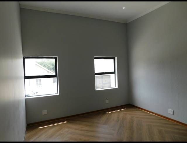 10M² MEDICAL SUITE TO LET IN RUITERHOF